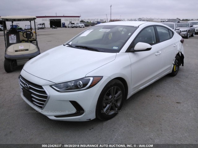 5NPD84LF2JH253682 - 2018 HYUNDAI ELANTRA SEL/VALUE/LIMITED WHITE photo 2