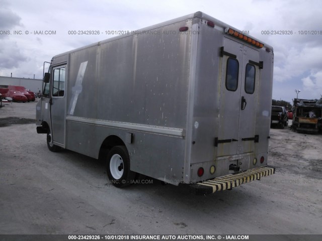 1GDHP32K8S3504744 - 1995 GMC FORWARD CONTROL C P3500 SILVER photo 3