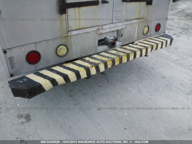 1GDHP32K8S3504744 - 1995 GMC FORWARD CONTROL C P3500 SILVER photo 6