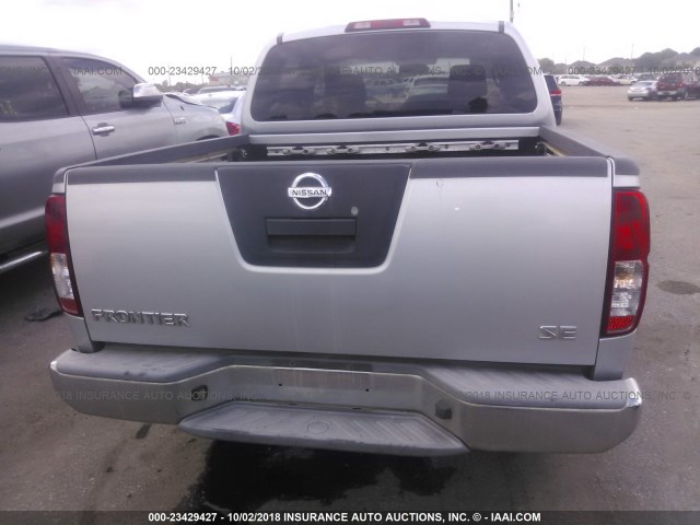 1N6AD07U57C431991 - 2007 NISSAN FRONTIER CREW CAB LE/SE/OFF ROAD SILVER photo 6