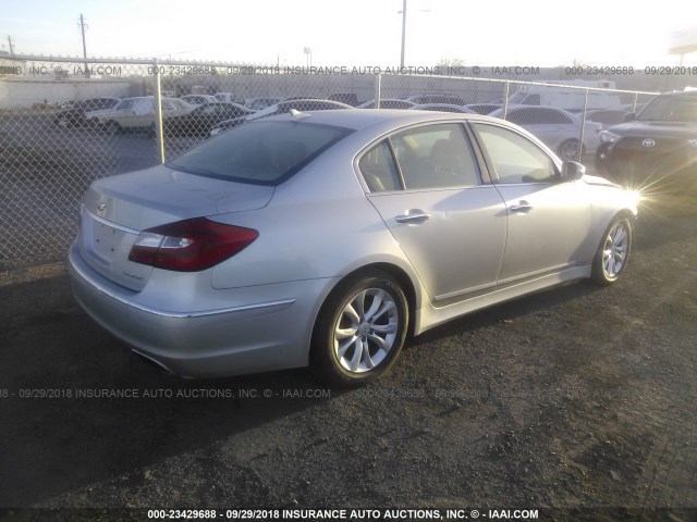 KMHGC4DD8DU237422 - 2013 HYUNDAI GENESIS 3.8L SILVER photo 4