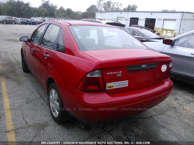 1FAHP34N57W117589 - 2007 FORD FOCUS ZX4/S/SE/SES Қызыл фото 3