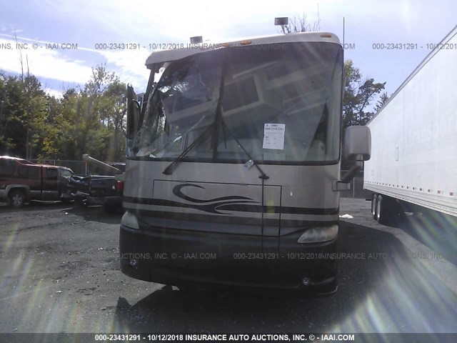 4UZAAHDC85CU86482 - 2005 FREIGHTLINER CHASSIS X LINE MOTOR HOME GOLD photo 10