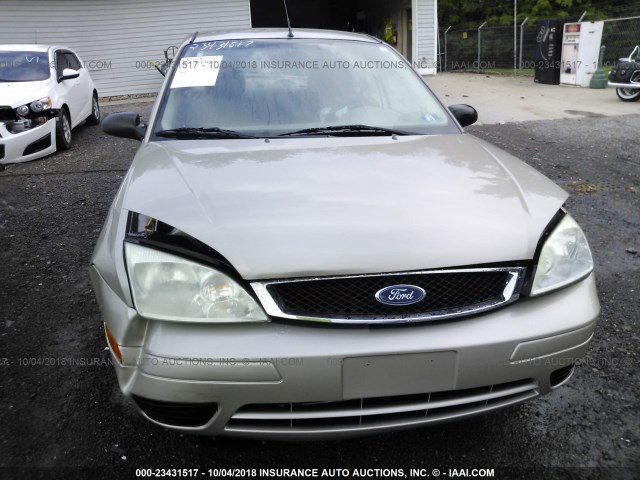 1FAFP34N07W272638 - 2007 FORD FOCUS ZX4/S/SE/SES 金色 照片 6