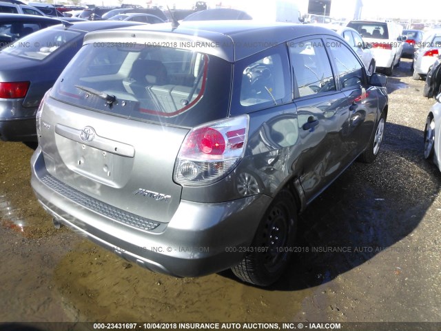 2T1KR32EX8C717452 - 2008 TOYOTA COROLLA MATRIX XR GRAY photo 4