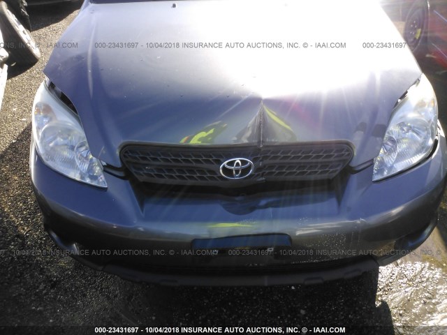 2T1KR32EX8C717452 - 2008 TOYOTA COROLLA MATRIX XR GRAY photo 6