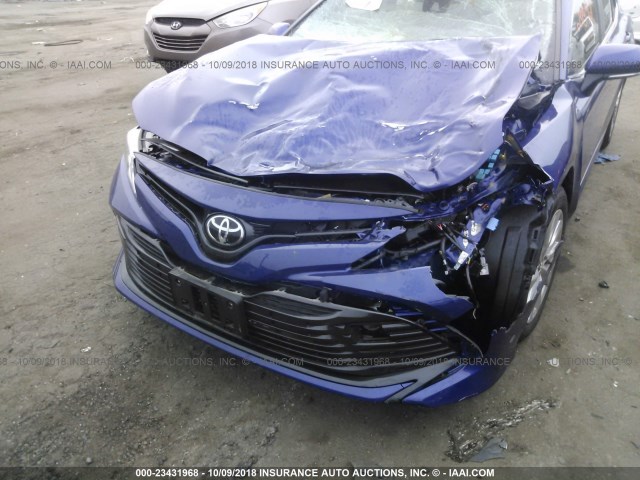 JTNB11HK2J3008288 - 2018 TOYOTA CAMRY L/LE/XLE/SE/XSE BLUE photo 6