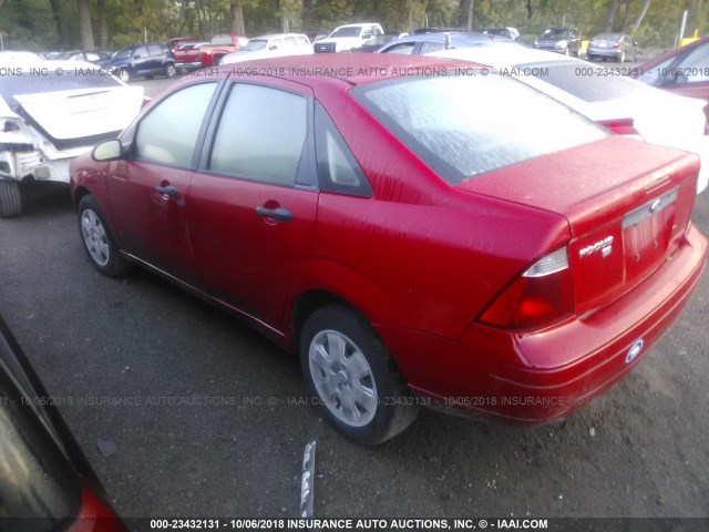 1FAHP34NX7W332241 - 2007 FORD FOCUS ZX4/S/SE/SES Қызыл фото 3