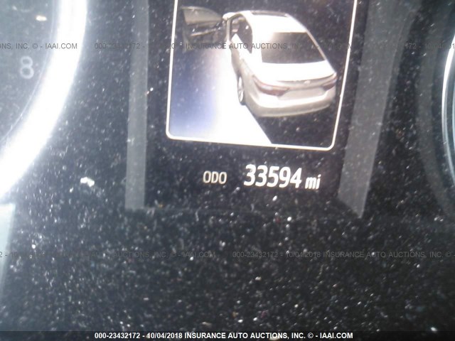 4T1BF1FK2FU058114 - 2015 TOYOTA CAMRY LE/XLE/SE/XSE 白色 照片 7