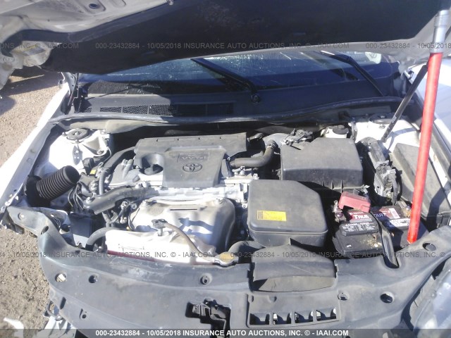 4T1BF1FK0FU886615 - 2015 TOYOTA CAMRY LE/XLE/SE/XSE 白色 照片 10