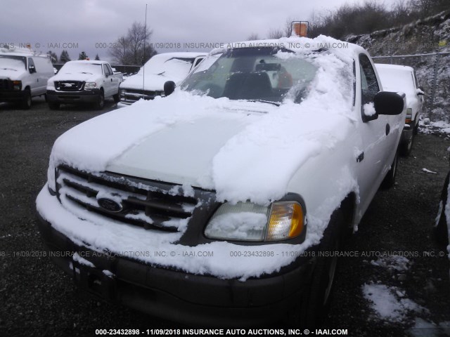 2FTRF17293CA41226 - 2003 FORD F150 WHITE photo 2