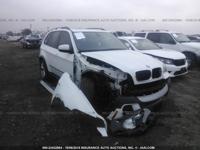 5UXZV4C53BL411092 - 2011 BMW X5 XDRIVE35I WHITE photo 6