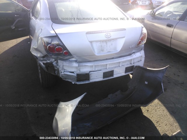 JTKDE167X80222045 - 2008 TOYOTA SCION TC 银色 照片 6