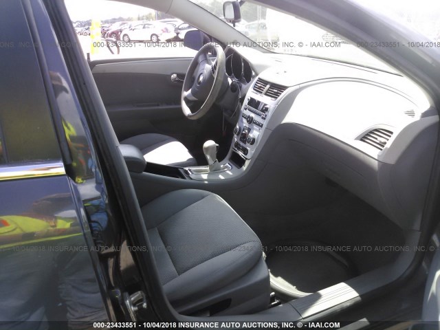1G1ZB5E1XBF251231 - 2011 CHEVROLET MALIBU LS Qara foto 5