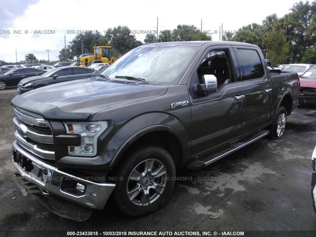 1FTEW1EFXGFB81901 - 2016 FORD F150 SUPERCREW GRAY photo 2