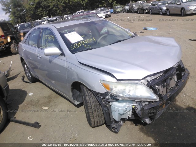 4T1BB3EK5AU124060 - 2010 TOYOTA CAMRY HYBRID SILVER photo 1