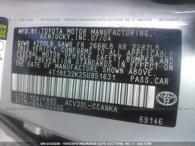 4T1BE32K25U951631 - 2005 TOYOTA CAMRY LE/XLE/SE SILVER photo 9