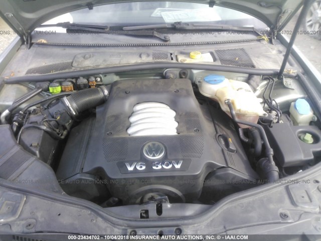 WVWWU63B75E122976 - 2005 VOLKSWAGEN PASSAT GLX 绿色 照片 10