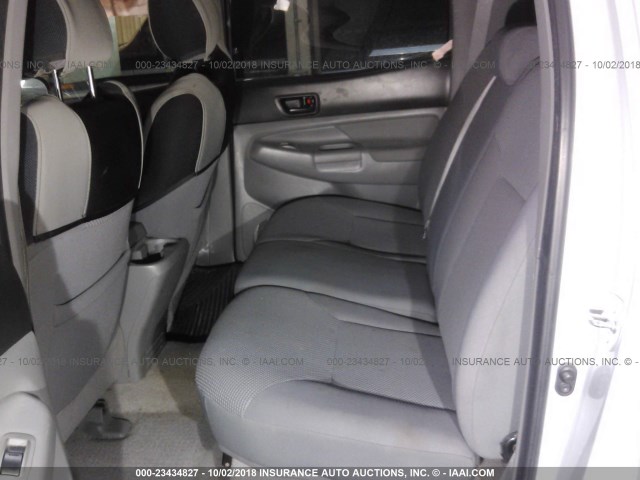 5TELU42N88Z487204 - 2008 TOYOTA TACOMA DOUBLE CAB 银色 照片 8