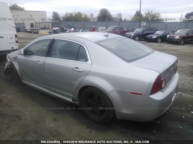 1G1ZH57B28F165988 - 2008 CHEVROLET MALIBU 1LT SILVER photo 3