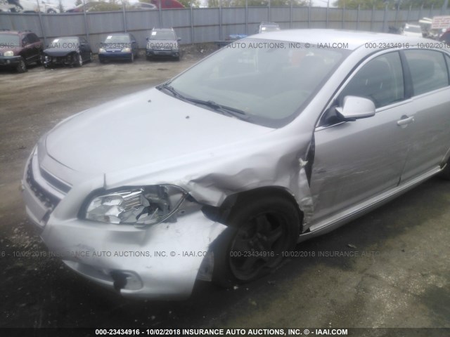 1G1ZH57B28F165988 - 2008 CHEVROLET MALIBU 1LT SILVER photo 6
