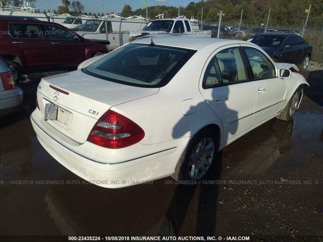 WDBUF26J75A687019 - 2005 MERCEDES-BENZ E 320 CDI WHITE photo 4