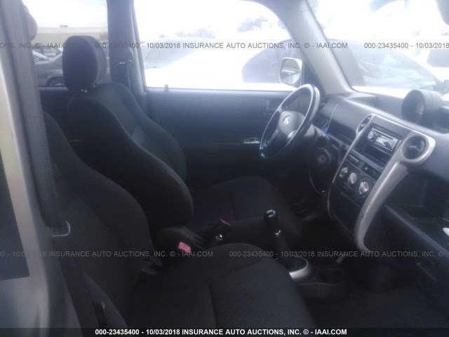 JTLKT334X40149557 - 2004 TOYOTA SCION XB Сұр фото 5