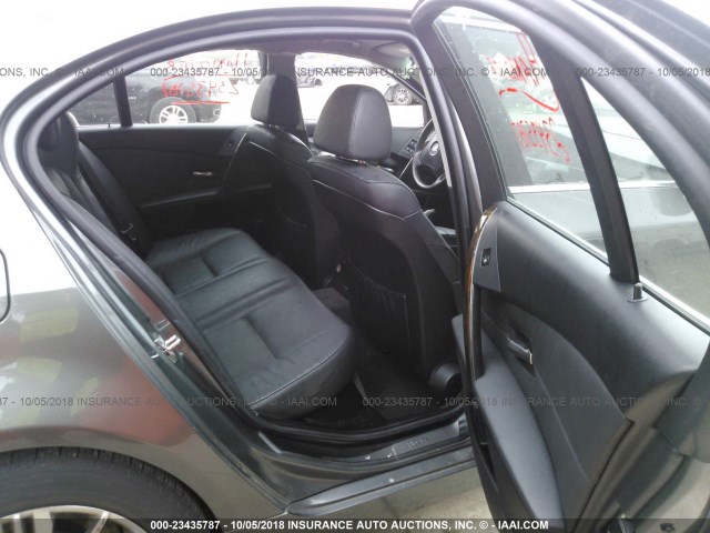 WBANF73506CG67761 - 2006 BMW 530 XI GRAY photo 8