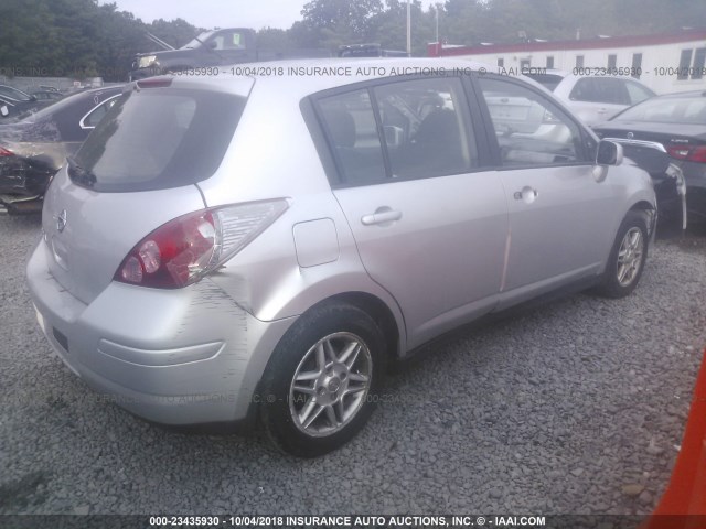 3N1BC13E49L425169 - 2009 NISSAN VERSA S/SL SILVER photo 4