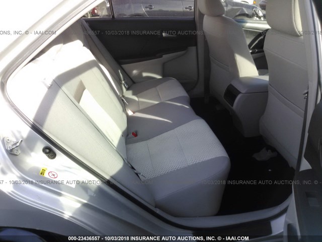 4T4BF1FK7CR228095 - 2012 TOYOTA CAMRY SE/LE/XLE ვერცხლისფერი ფოტო 8