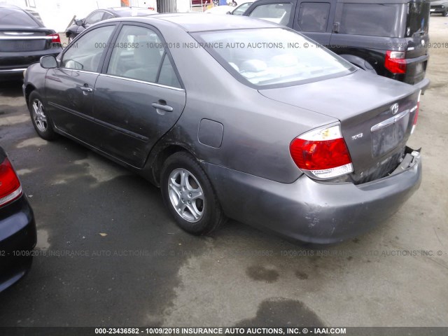 4T1BE32K75U503322 - 2005 TOYOTA CAMRY LE/XLE/SE 灰色 照片 3
