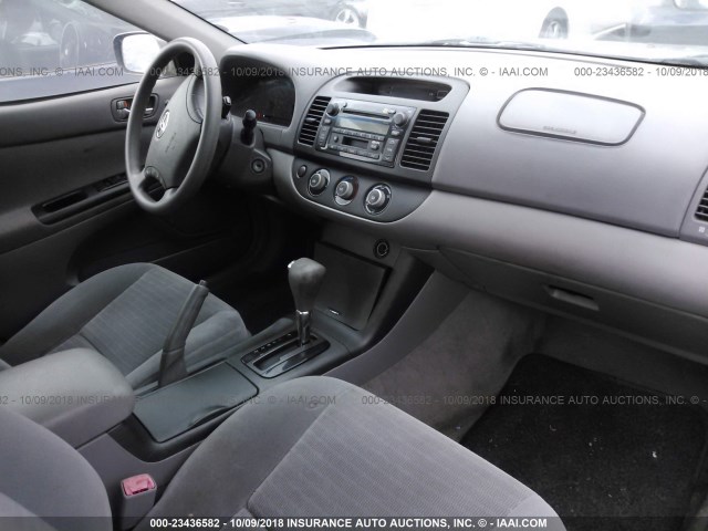 4T1BE32K75U503322 - 2005 TOYOTA CAMRY LE/XLE/SE 灰色 照片 5