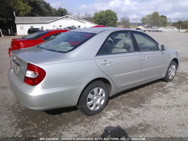 4T1BE32K54U286741 - 2004 TOYOTA CAMRY LE/XLE/SE Күміс фото 4