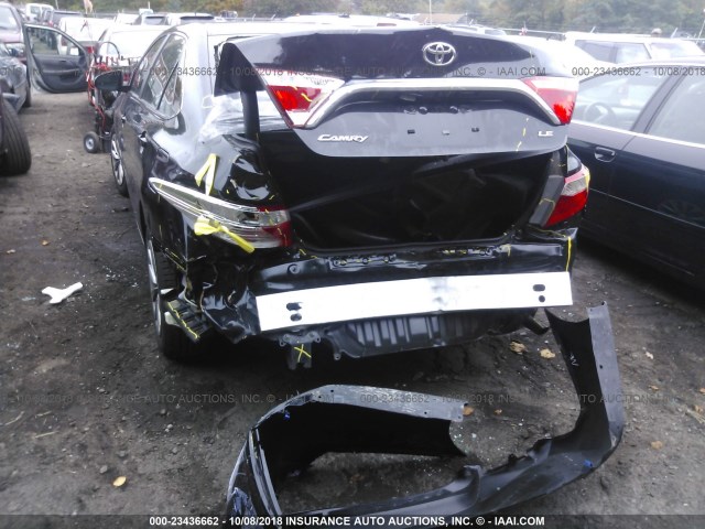 4T4BF1FK2GR540976 - 2016 TOYOTA CAMRY LE/XLE/SE/XSE 黑色 照片 6