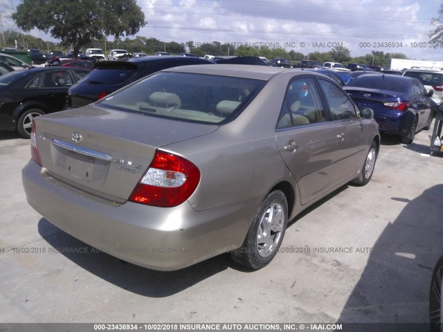 JTDBE32K330238164 - 2003 TOYOTA CAMRY LE/XLE GOLD photo 4