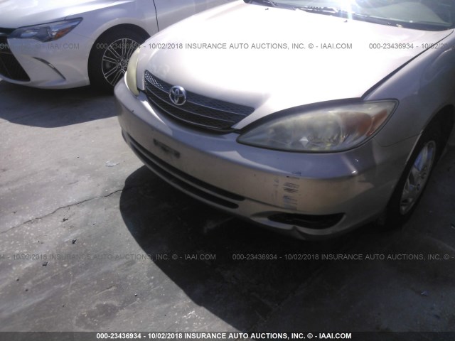 JTDBE32K330238164 - 2003 TOYOTA CAMRY LE/XLE GOLD photo 6