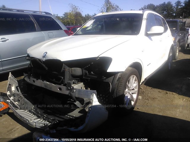 5UXWX5C5XBLW14287 - 2011 BMW X3 XDRIVE28I WHITE photo 2