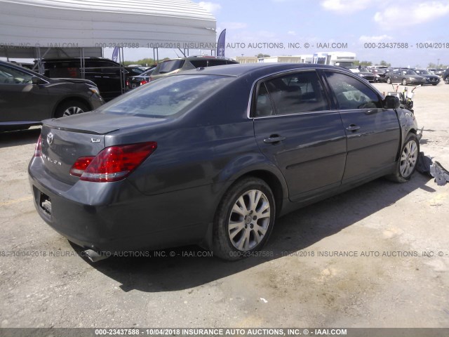 4T1BK36B49U326480 - 2009 TOYOTA AVALON XL/XLS/LIMITED GRAY photo 4