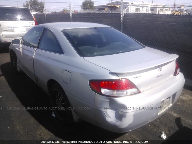 2T1CF22P71C442850 - 2001 TOYOTA CAMRY SOLARA SE/SLE Gümüş foto 3