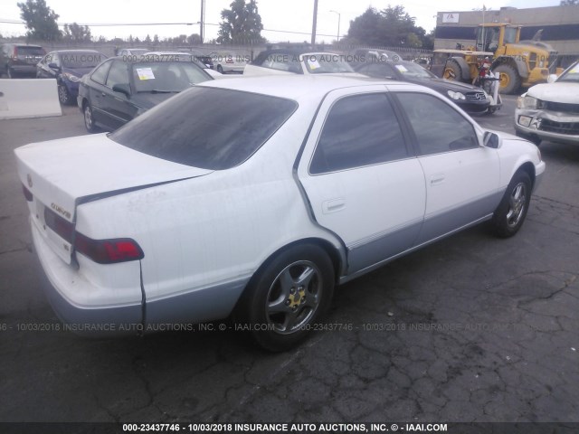 JT2BF28K3W0085426 - 1998 TOYOTA CAMRY LE/XLE Ağ foto 4