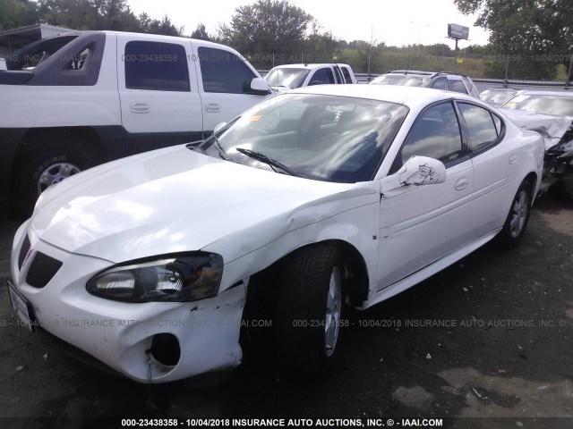 2G2WP552661282756 - 2006 PONTIAC GRAND PRIX თეთრი ფოტო 2