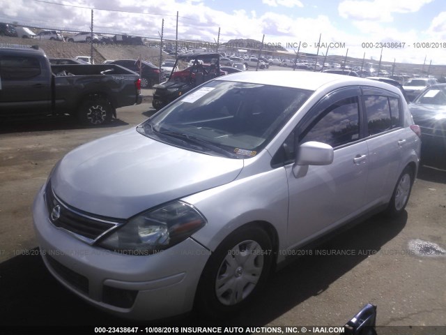 3N1BC1CP6BL425195 - 2011 NISSAN VERSA S/SL GRAY photo 2