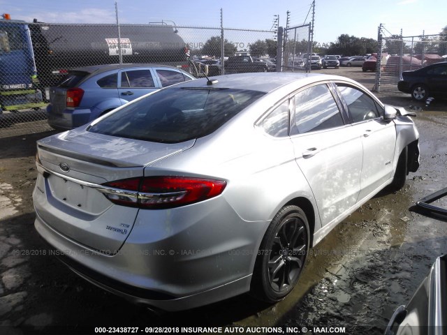 3FA6P0LU9JR131648 - 2018 FORD FUSION SE HYBRID SILVER photo 4