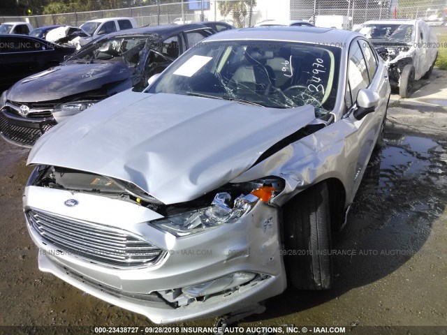 3FA6P0LU9JR131648 - 2018 FORD FUSION SE HYBRID SILVER photo 6