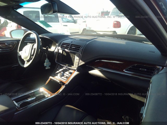 1LN6L9UK7J5600032 - 2018 LINCOLN CONTINENTAL  Kastanienbraun Foto 5