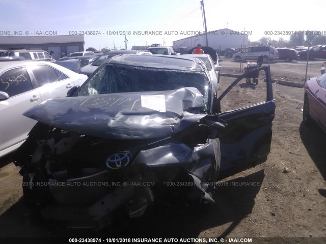 2T3WFREV2JW475812 - 2018 TOYOTA RAV4 ADVENTURE/XLE 灰色 照片 6