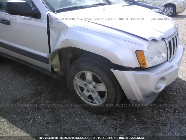 1J4HR48N06C255569 - 2006 JEEP GRAND CHEROKEE LAREDO/COLUMBIA/FREEDOM 银色 照片 6