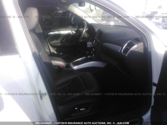 WA1LFAFP7EA004631 - 2014 AUDI Q5 PREMIUM PLUS WHITE photo 5