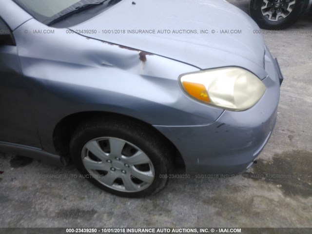 2T1LR32E84C267282 - 2004 TOYOTA COROLLA MATRIX XR BLUE photo 6