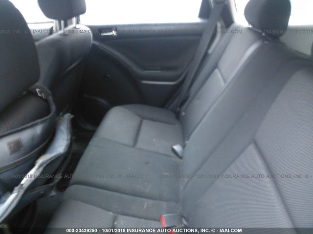 2T1LR32E84C267282 - 2004 TOYOTA COROLLA MATRIX XR BLUE photo 8